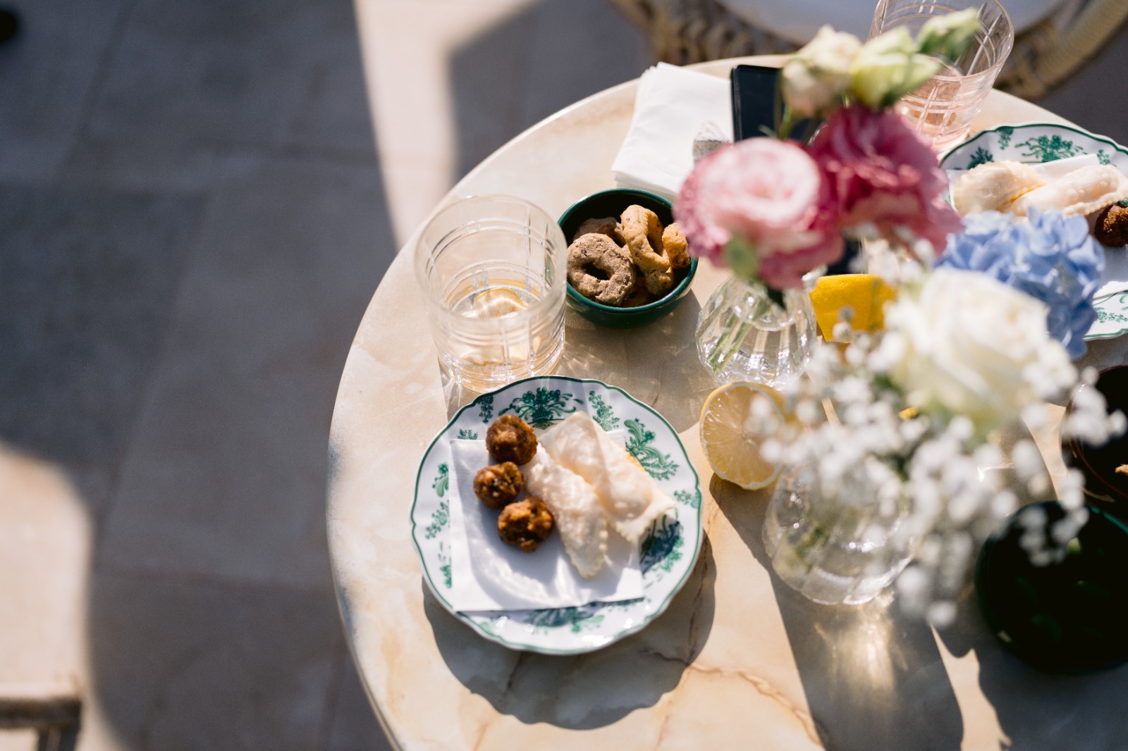 Aperitivo — taralli and burrata in the sun